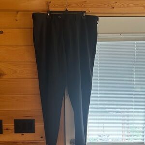 Haggar Classic Fit Men's Black Pants size 40x29